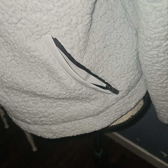 Under armour sherpa sweater - Picture 3 of 7